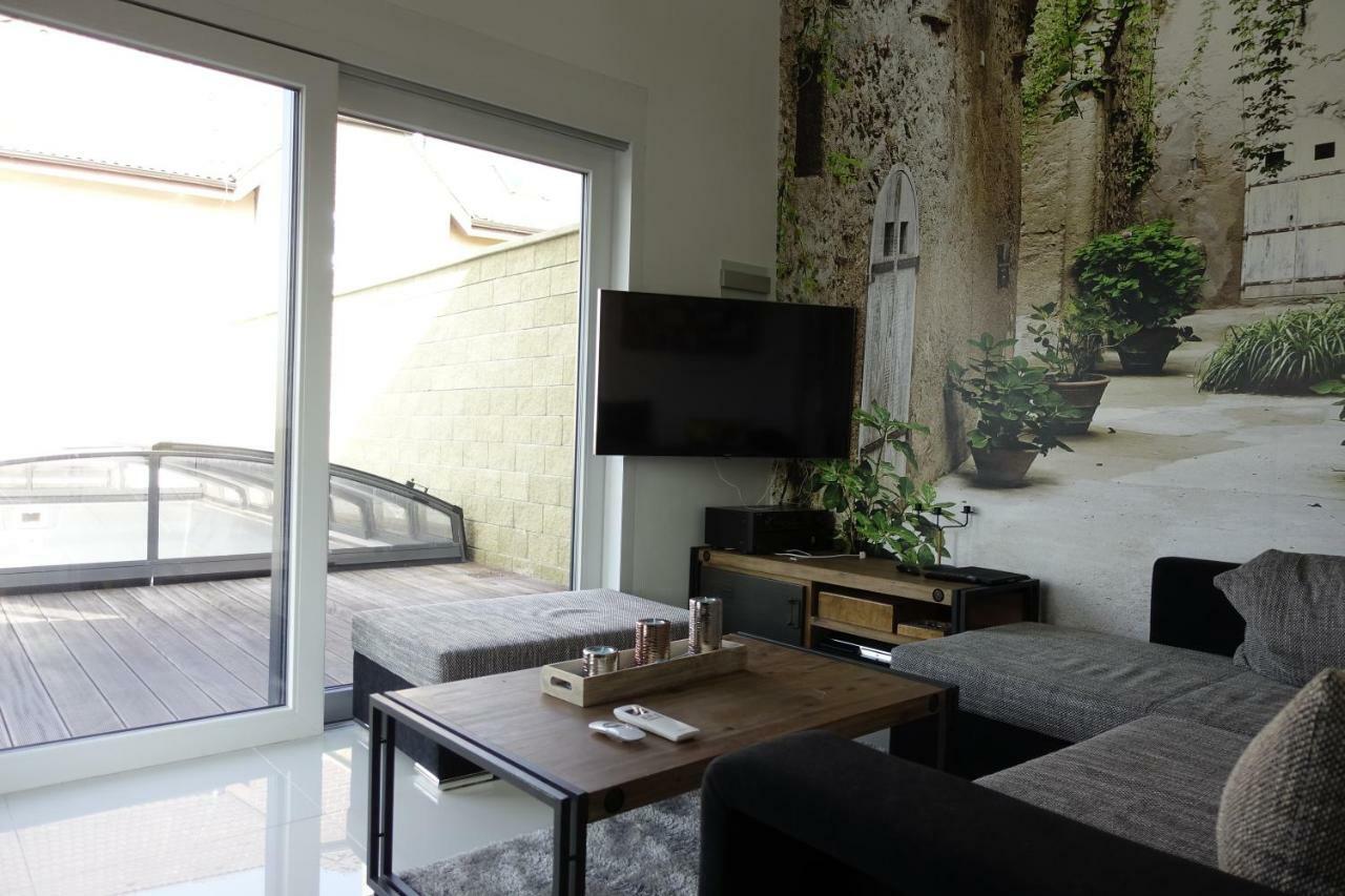 Tiny House With Private Pool Apartman Dénesd Kültér fotó