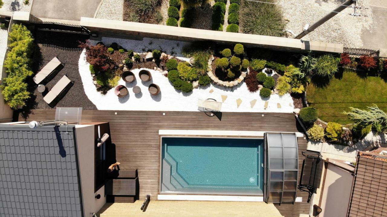 Tiny House With Private Pool Apartman Dénesd Kültér fotó